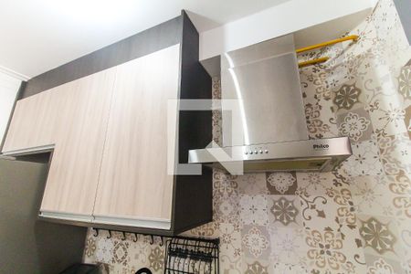 Sala/Cozinha de apartamento à venda com 1 quarto, 28m² em Vila Campanela, São Paulo