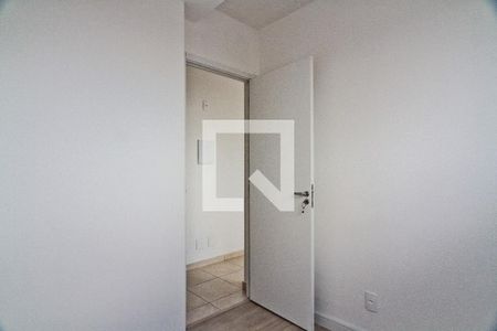 Quarto 2 de apartamento para alugar com 2 quartos, 40m² em Vila Amélia, São Paulo