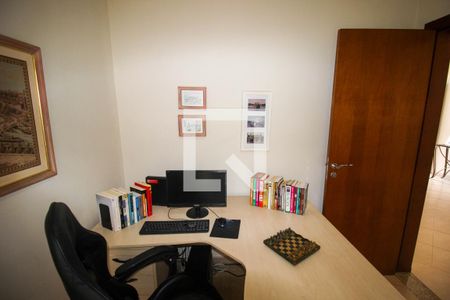 Casa para alugar com 3 quartos, 276m² em Jardim Pagliato, Sorocaba