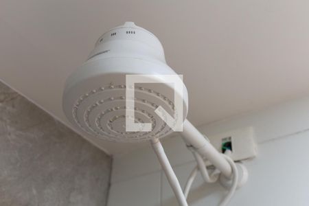 Banheiro de kitnet/studio para alugar com 1 quarto, 28m² em Tucuruvi, São Paulo