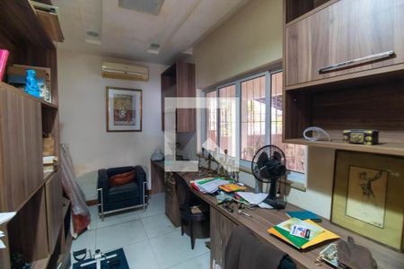 Quarto 1 de casa para alugar com 3 quartos, 300m² em Santa Rosa, Niterói