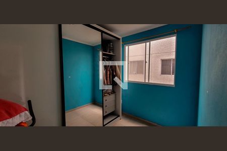 Apartamento para alugar com 2 quartos, 38m² em Jardim das Oliveiras, Itaquaquecetuba