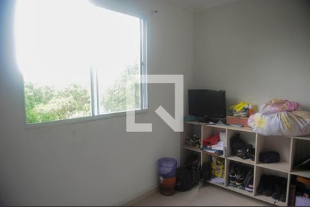 Apartamento para alugar com 2 quartos, 38m² em Jardim das Oliveiras, Itaquaquecetuba