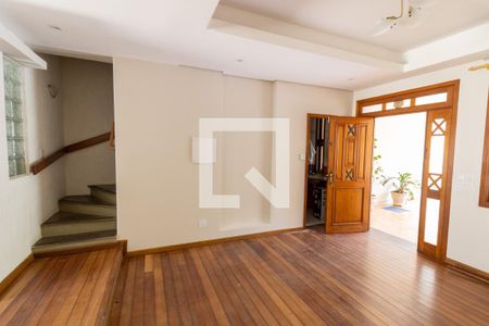 Sala de casa à venda com 3 quartos, 190m² em Ipanema, Porto Alegre
