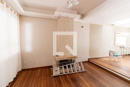 Sala de casa à venda com 3 quartos, 190m² em Ipanema, Porto Alegre