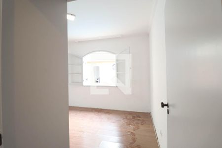 Casa para alugar com 2 quartos, 180m² em Vila Irmaos Arnoni, São Paulo