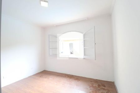 Casa para alugar com 2 quartos, 180m² em Vila Irmaos Arnoni, São Paulo