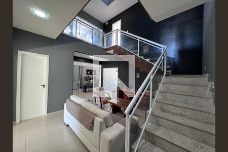 Sala de casa de condomínio à venda com 4 quartos, 480m² em Guaratiba, Rio de Janeiro