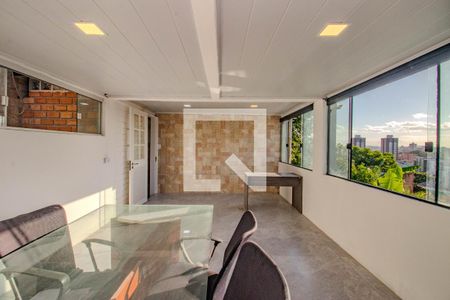 Quarto 2 de apartamento para alugar com 2 quartos, 120m² em Vila Jardim, Porto Alegre