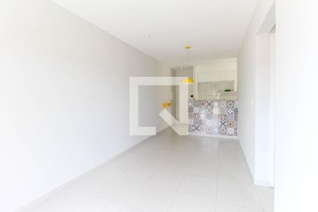 Sala de apartamento para alugar com 2 quartos, 52m² em Vila Carmosina, São Paulo