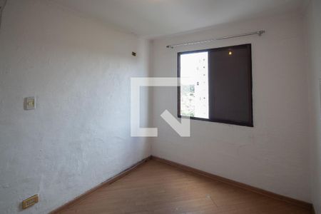 Quarto 2 de apartamento para alugar com 2 quartos, 55m² em Vila Irmaos Arnoni, São Paulo