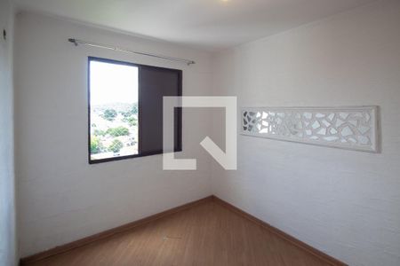Quarto 2 de apartamento para alugar com 2 quartos, 55m² em Vila Irmaos Arnoni, São Paulo