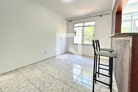 Sala de casa para alugar com 2 quartos, 58m² em Jardim Atlântico, Florianópolis