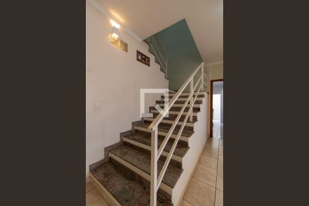 ESCADA ACESSOS de casa de condomínio à venda com 5 quartos, 288m² em Parque dos Jacarandás, Campinas