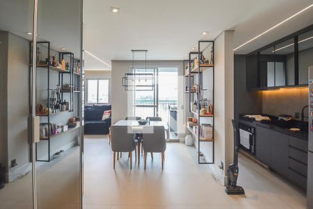 Sala de apartamento à venda com 2 quartos, 70m² em Rudge Ramos, São Bernardo do Campo