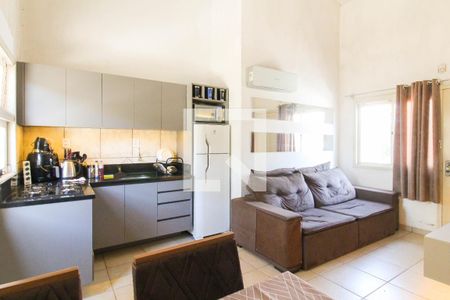 Sala/Cozinha de casa de condomínio para alugar com 2 quartos, 120m² em Marechal Rondon, Canoas