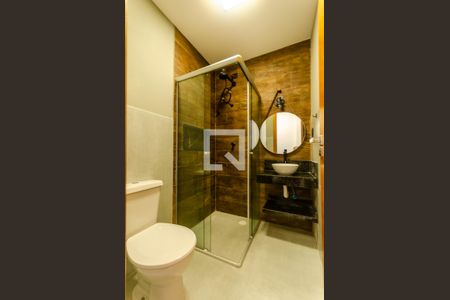 Banheiro de apartamento para alugar com 1 quarto, 23m² em Itaberaba, São Paulo