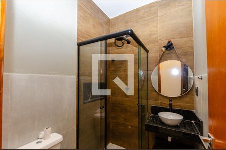 Banheiro de kitnet/studio para alugar com 1 quarto, 23m² em Itaberaba, São Paulo