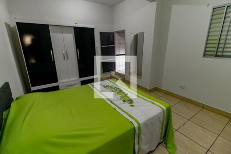 Suíte 1 de casa para alugar com 3 quartos, 101m² em Jardim Saint Moritz, Taboão da Serra