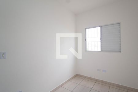 Quarto 1 de casa para alugar com 2 quartos, 65m² em Vila Mangalot, São Paulo
