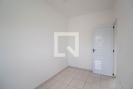 Quarto 1 de casa para alugar com 2 quartos, 65m² em Vila Mangalot, São Paulo