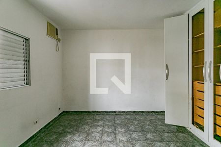 Quarto de casa para alugar com 1 quarto, 400m² em Vila Nair, São Paulo