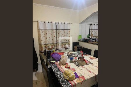 Casa à venda com 3 quartos, 200m² em Jardim Monte Carmelo, Guarulhos