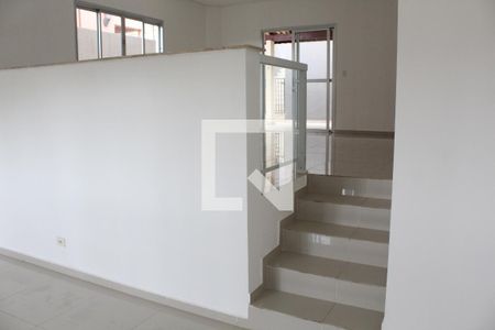 Sala de casa de condomínio para alugar com 3 quartos, 450m² em Jardim Belizário, Cotia