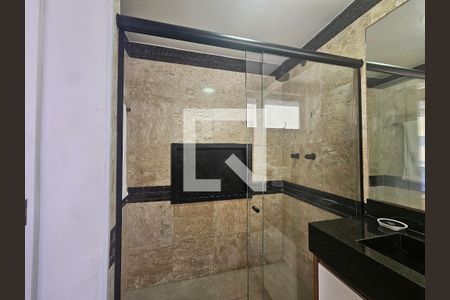 Banheiro da Suíte 1 de apartamento para alugar com 2 quartos, 106m² em Rio Vermelho, Salvador