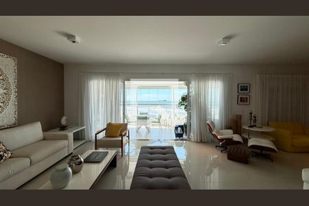 Sala de apartamento para alugar com 4 quartos, 220m² em Jardim Tejereba, Guarujá