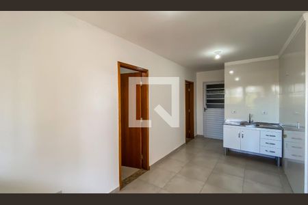Sala/Cozinha de apartamento à venda com 2 quartos, 44m² em Vila Nhocuné, São Paulo