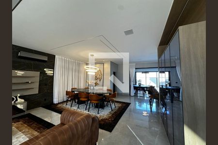 Sala de casa de condomínio para alugar com 3 quartos, 420m² em Loteamento Residencial Arborais, Campinas