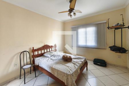 Quarto Suite de casa para alugar com 3 quartos, 126m² em Parque Santa Bárbara, Campinas