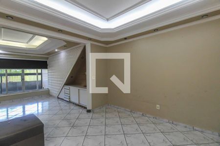 Sala de casa para alugar com 4 quartos, 180m² em Jardim Paraguacu, São Paulo