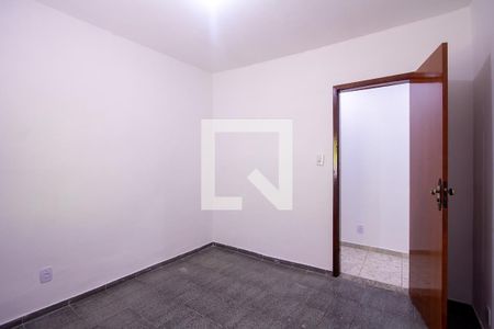 Quarto de casa para alugar com 4 quartos, 200m² em Novo Mexico, São Gonçalo