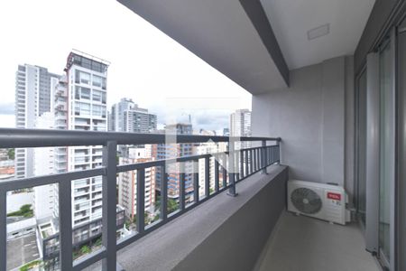 Varanda de apartamento à venda com 1 quarto, 22m² em Santo Amaro, São Paulo