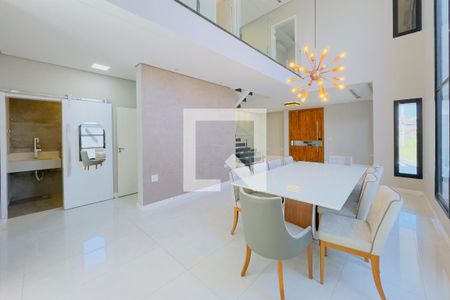 Casa para alugar com 3 quartos, 291m² em Jardim Panorama, Jacareí