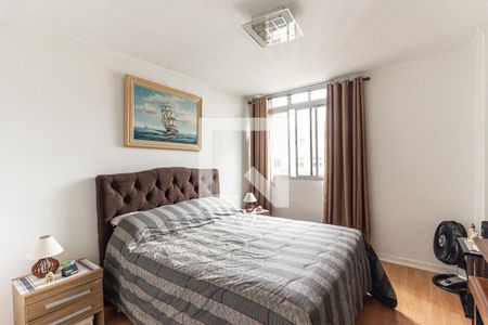 Quarto 1 de apartamento para alugar com 3 quartos, 117m² em Santa Ifigênia, São Paulo