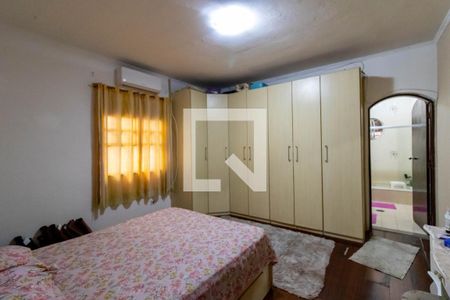 Suíte de casa para alugar com 3 quartos, 235m² em Jardim Tabatinga, Guarulhos