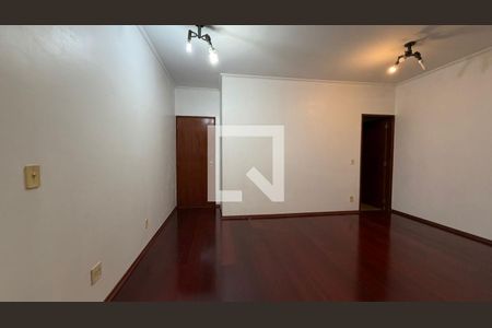 Sala de apartamento à venda com 3 quartos, 94m² em Taquaral, Campinas