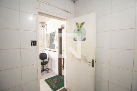 Quarto 2 de casa para alugar com 4 quartos, 180m² em Mutondo, São Gonçalo