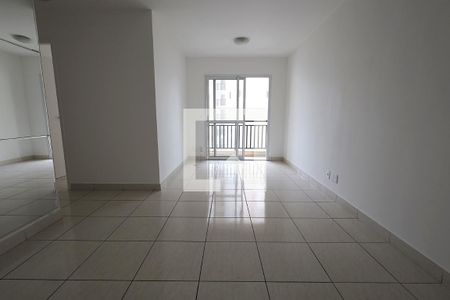 Sala de apartamento para alugar com 3 quartos, 70m² em Vila Valparaíso, Santo André