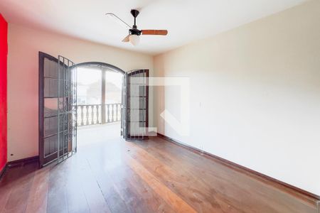 Casa para alugar com 3 quartos, 500m² em Jardim Santa Maria, Jacareí