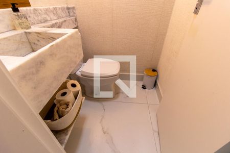 Lavabo de casa para alugar com 3 quartos, 150m² em Xaxim, Curitiba