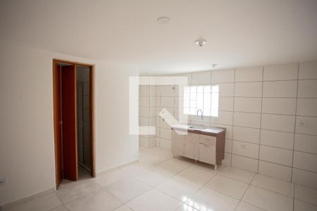 SALA E COZINHA de apartamento para alugar com 2 quartos, 250m² em Sítio do Mandaqui, São Paulo