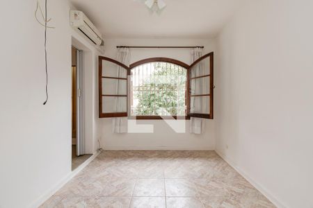 Suíte de casa para alugar com 3 quartos, 220m² em Vila Cordeiro, São Paulo