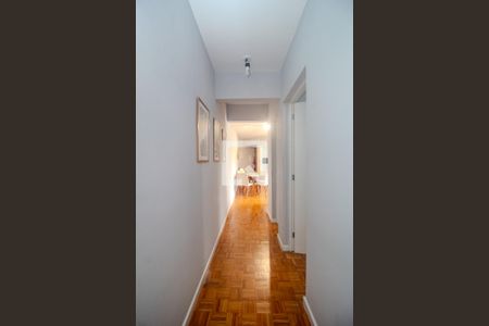 Corredor de apartamento à venda com 2 quartos, 60m² em Nonoai, Porto Alegre