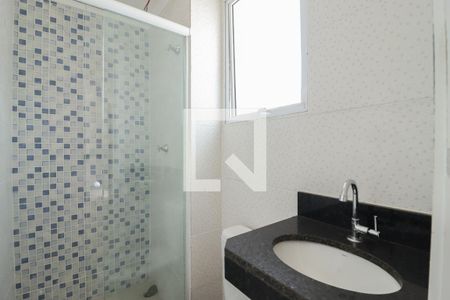 Banheiro de apartamento à venda com 1 quarto, 37m² em Jardim Centenario, São Paulo