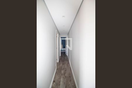 Corredor de apartamento para alugar com 2 quartos, 48m² em Vila Nova Bonsucesso, Guarulhos