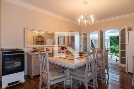 Sala de Jantar de casa à venda com 4 quartos, 500m² em Jardim Luzitania, São Paulo